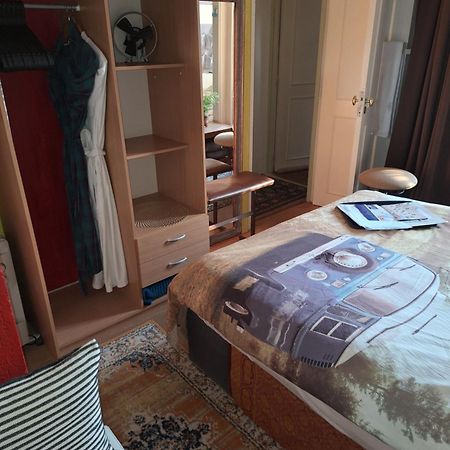 Homey Budget Bedroom أمستردام المظهر الخارجي الصورة