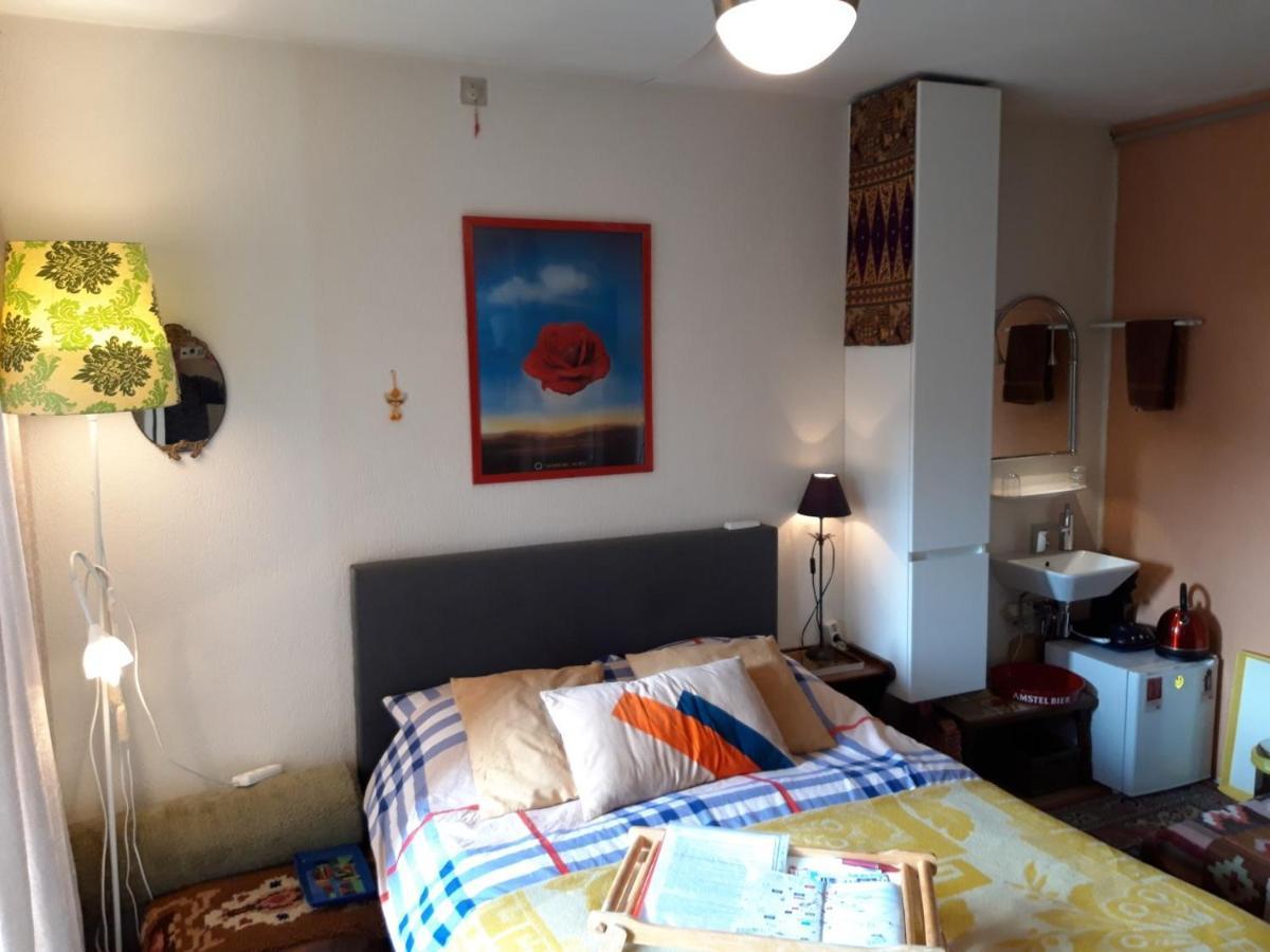 Homey Budget Bedroom أمستردام المظهر الخارجي الصورة